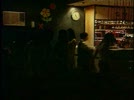 Clip_Moi_truong_Sinh_vien_xa_nha_o_trode_bi_roi_vao_Ma_tuy.flv