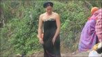 Tuc_trai_gai_tam_tien_chung_o_Tu_Le__Yen_Bai.flv